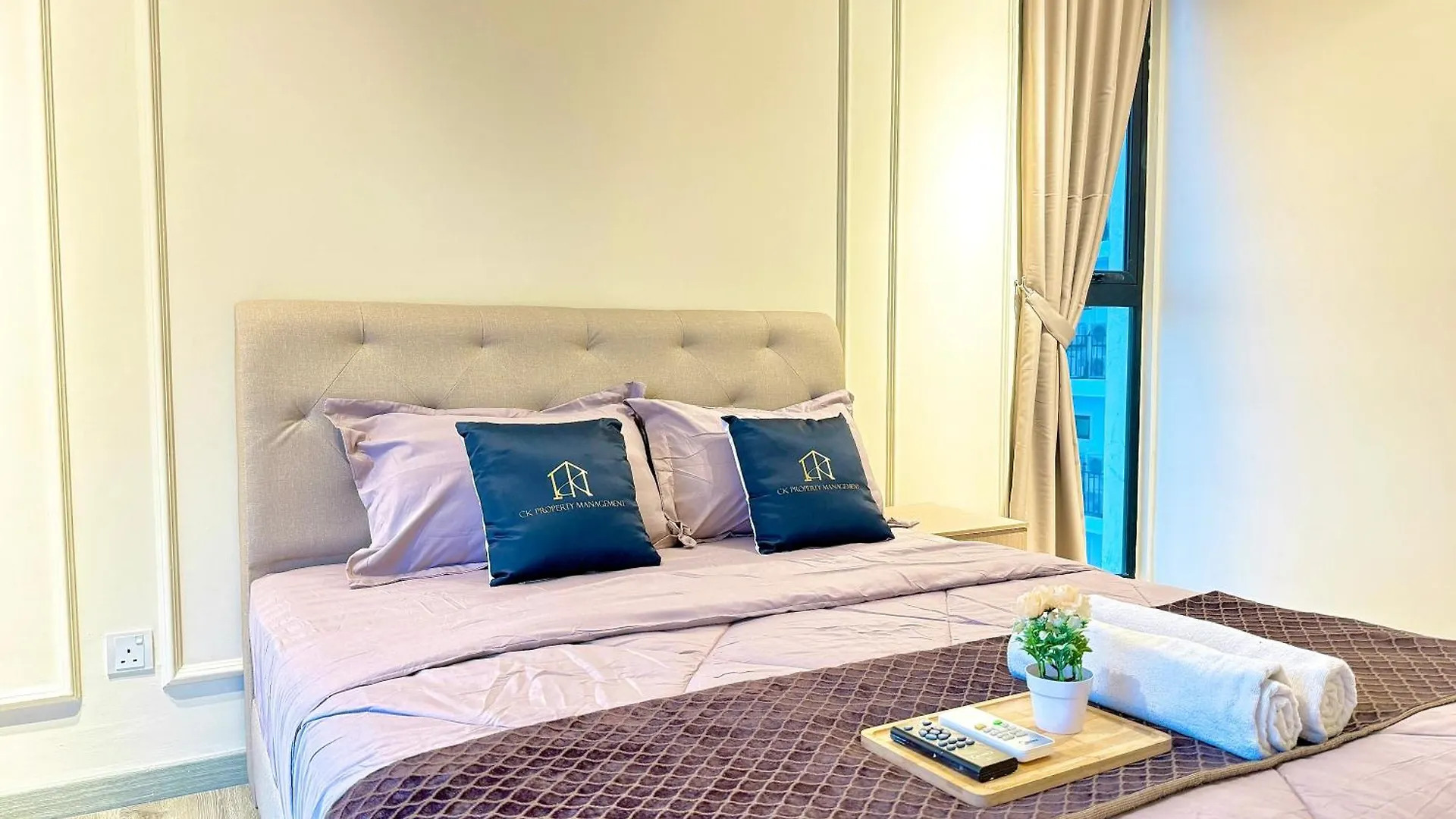 Southkey Mosaic Mid Valley By Luxecocoo Ck Johor Bahru 0*,  Malesia