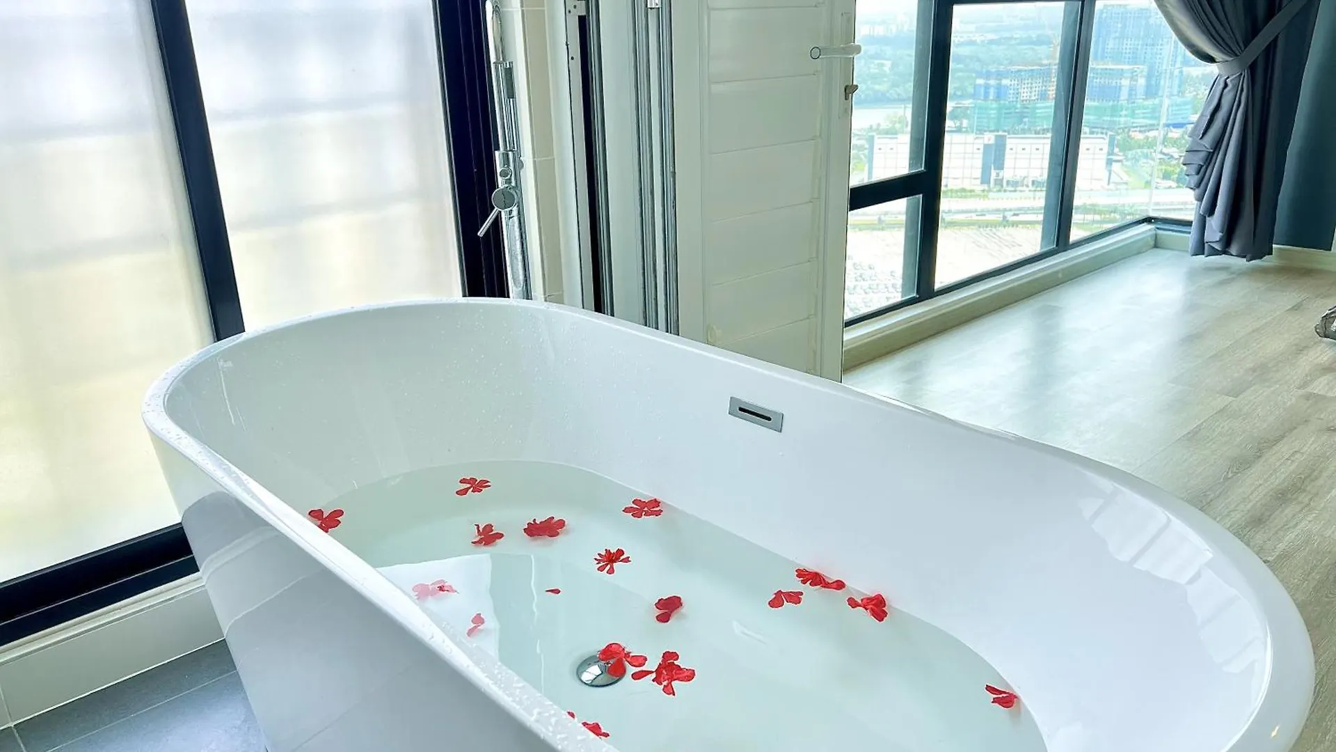 Southkey Mosaic Mid Valley By Luxecocoo Ck Johor Bahru 0*,