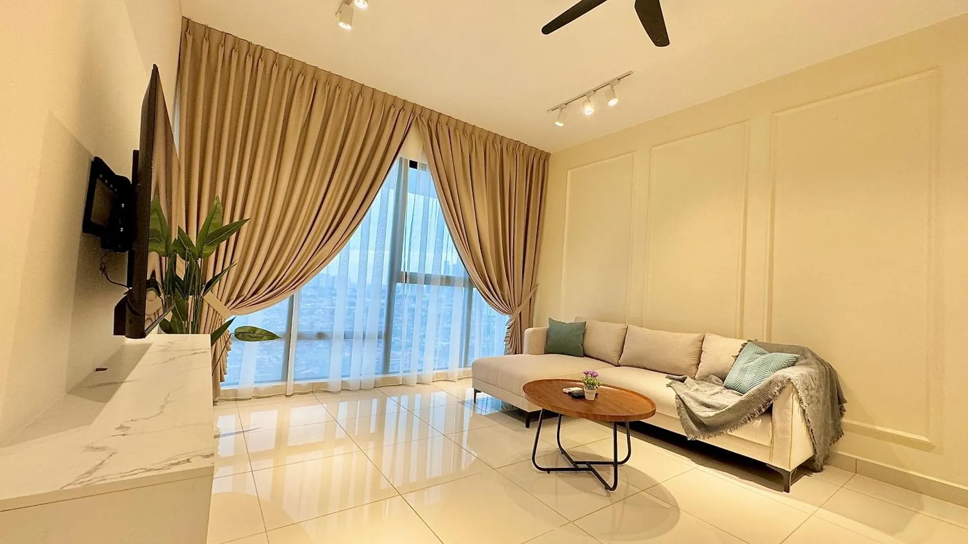 Southkey Mosaic Mid Valley By Luxecocoo Ck Johor Bahru Malesia
