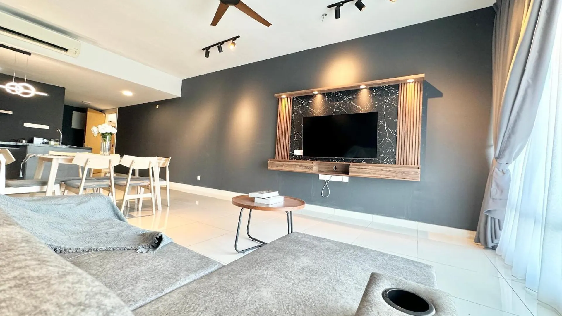 Southkey Mosaic Mid Valley By Luxecocoo Ck Johor Bahru Malesia