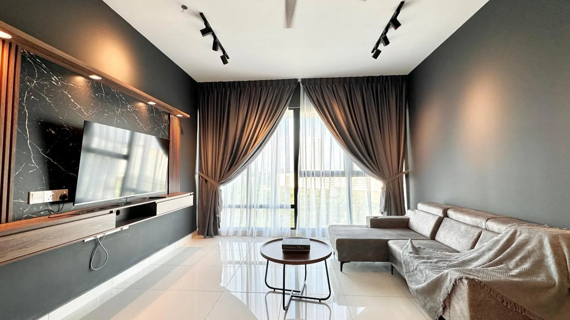 Southkey Mosaic Mid Valley By Luxecocoo Ck Johor Bahru Malesia